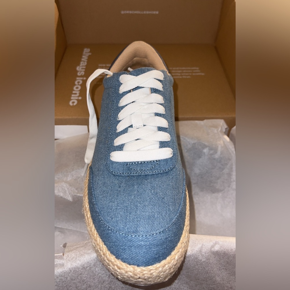 DR. SCHOLL'S- Madison Fun Lace Up Sneakers - Picture 3 of 4